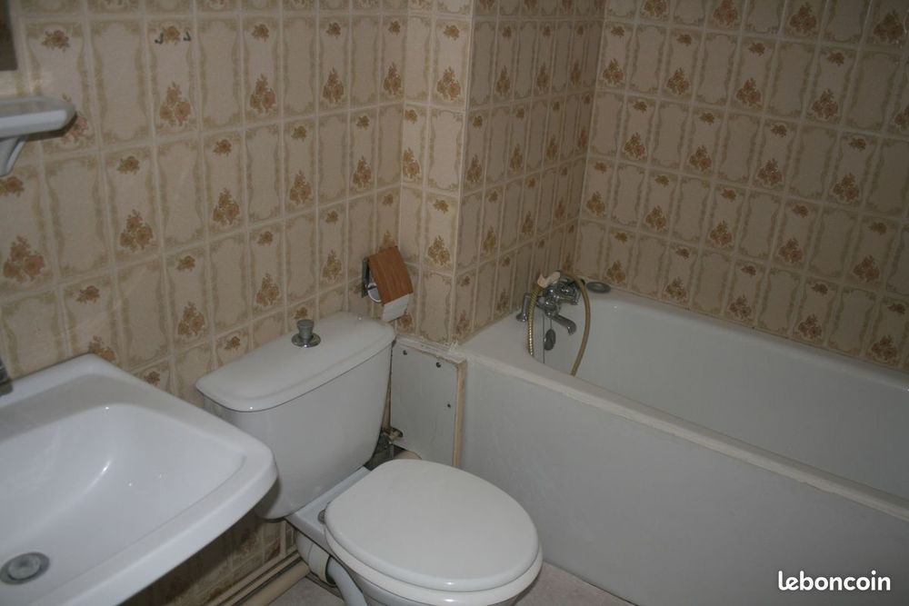 Location Appartement Studio meublé à Besançon Besançon