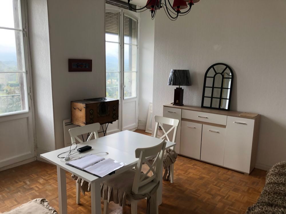 Location Appartement F2/45 m2, meublé, équipé, rénové. MONTREJEAU 3121- Montréjeau