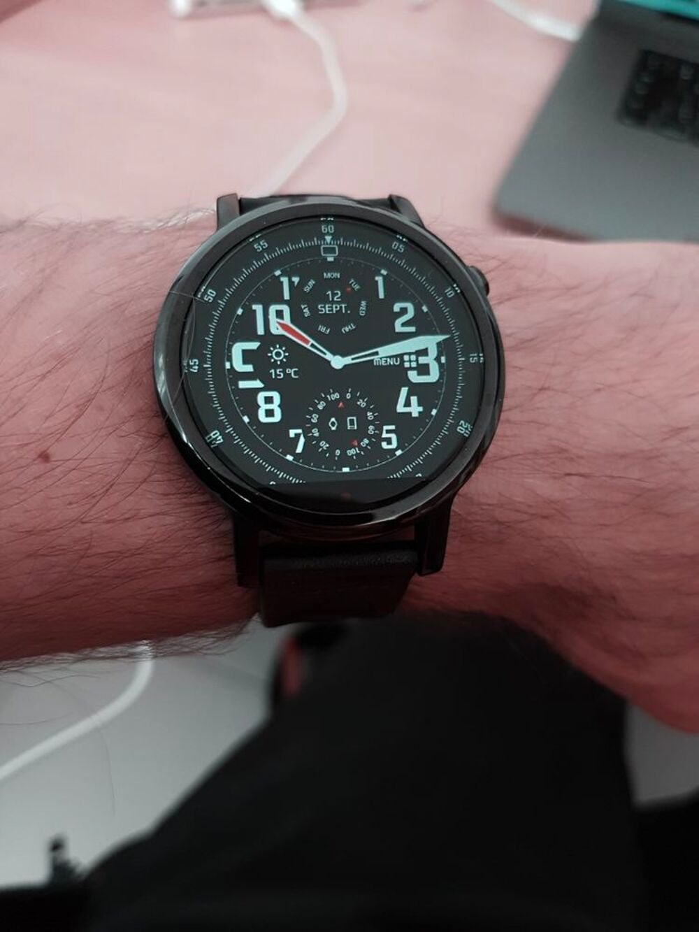 Saisissez le titre de votre objet. Bijoux et montres
