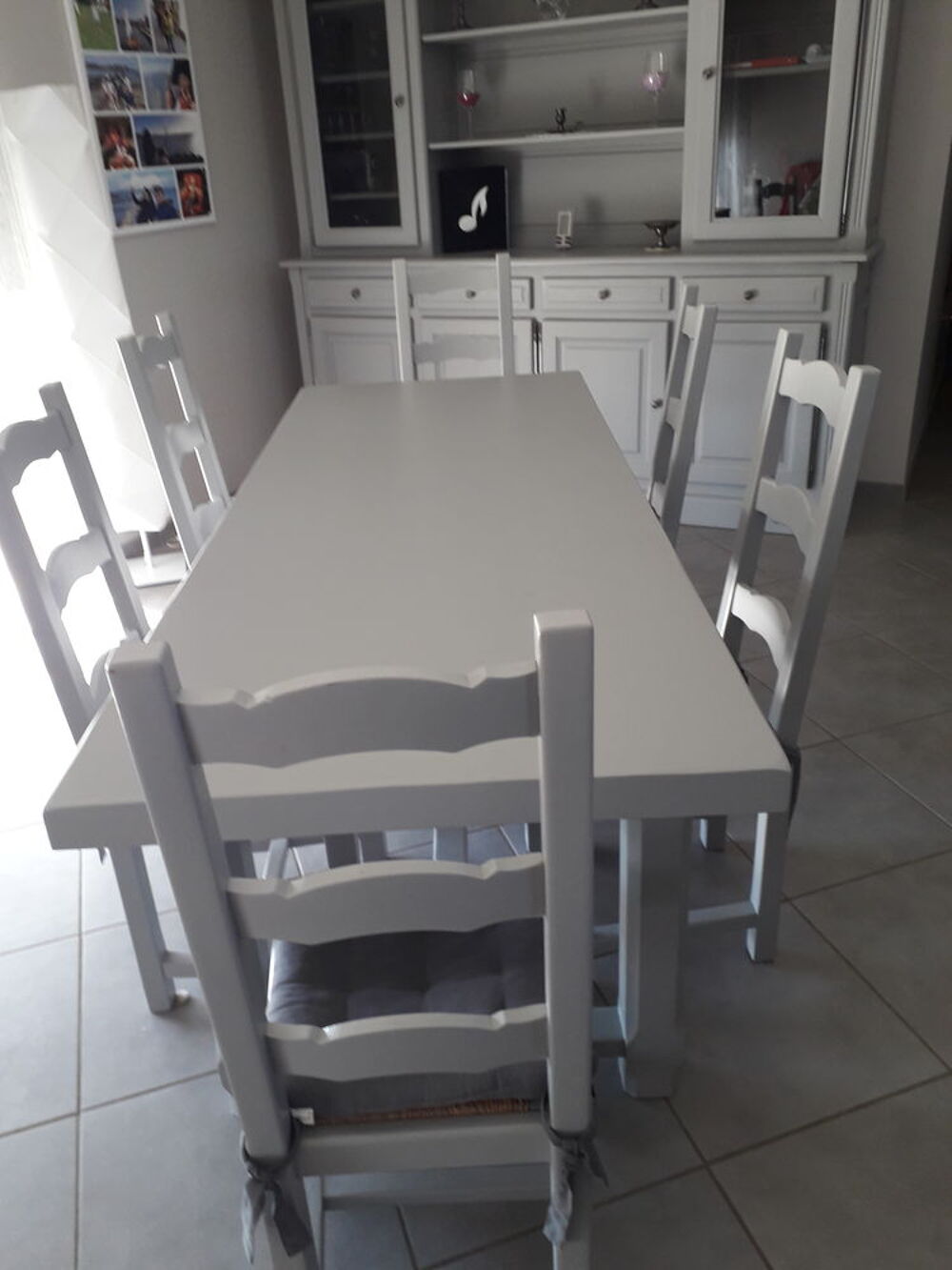 TABLE ET CHAISES EN CHENE Meubles