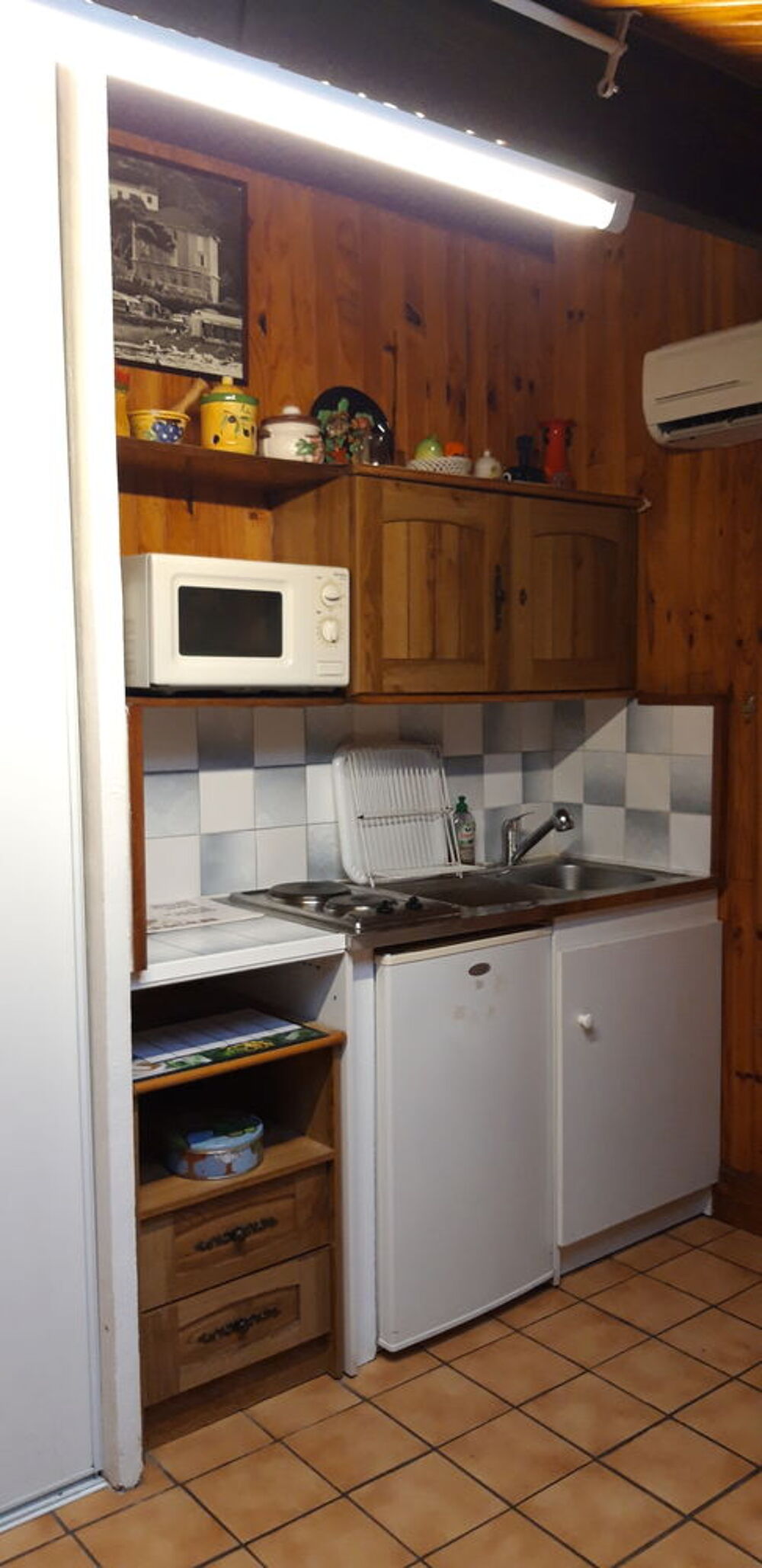 Location Autre STUDIO MEUBLE TOULON PINEDE CALME PARKING PRIVE Toulon