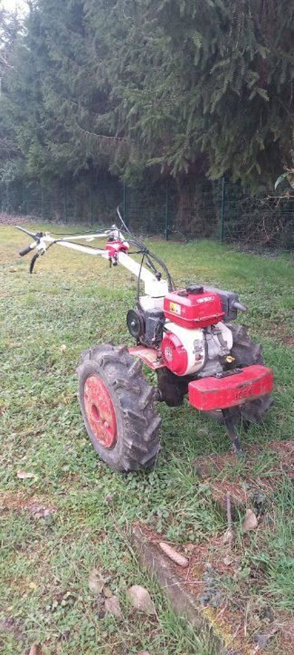 motoculteur ISEKI SA 373 + charrue fraises roto Jardin