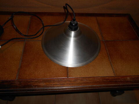 Lustre en alu
10 Sept�mes-les-Vallons (13)