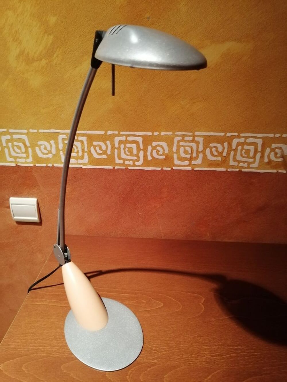 LAMPE DE BUREAU Meubles