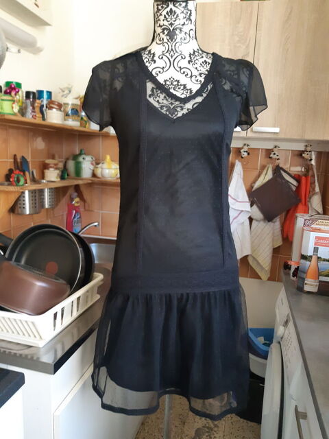 robe doublée NEUVE PLUMETIS GALON NOIRE taille 34 12 Lyon 5 (69)