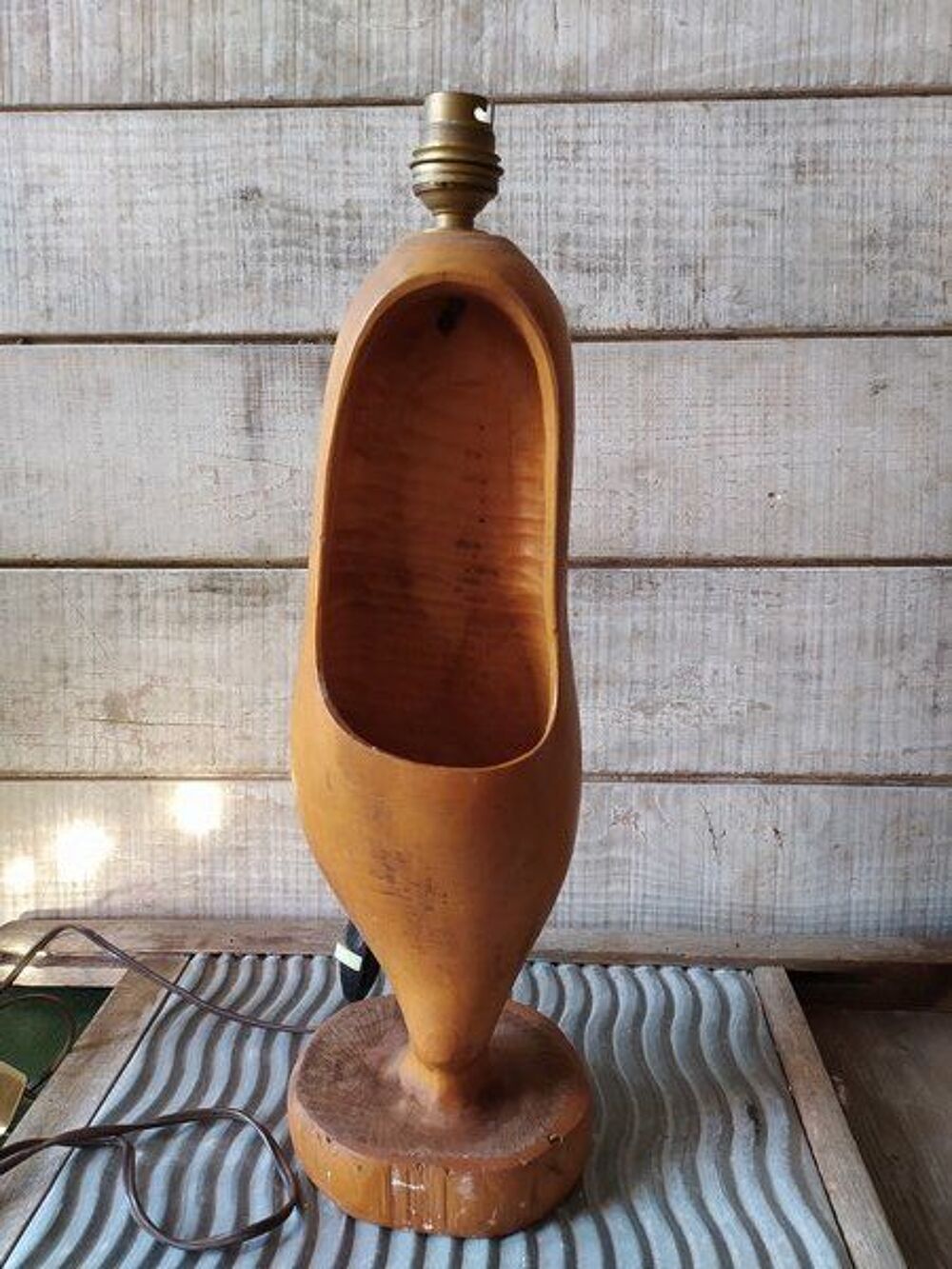 Lampe Sabot Sculpt&eacute; Bois Travail de Sabotier Art Populaire Décoration