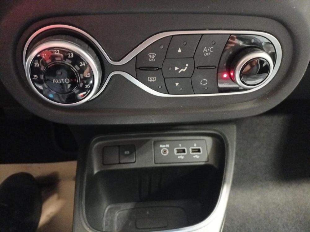 Twingo E-Tech Electrique 80 ch autonomie urbaine Evolution 2023 occasion 08000 Charleville-M&eacute;zi&egrave;res