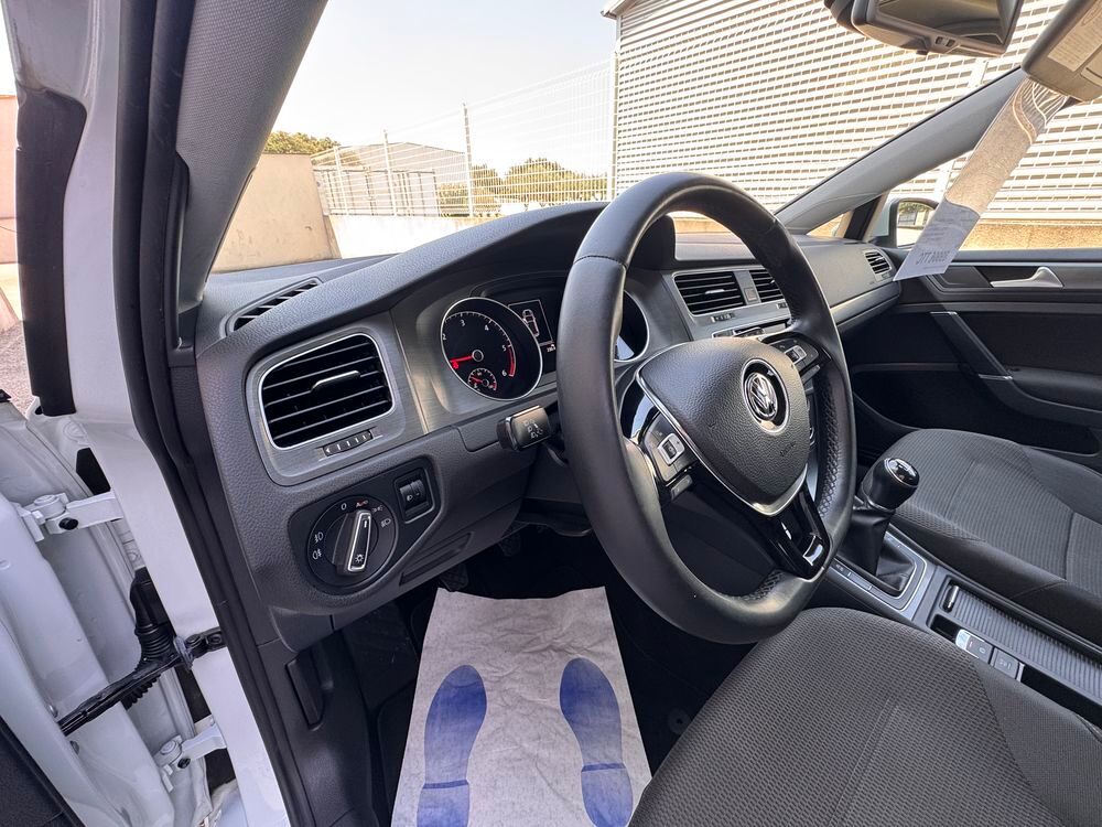 Golf 1.6 TDI 105 BlueMotion Technology FAP Confortline 2013 occasion 84290 Sainte-C&eacute;cile-les-Vignes