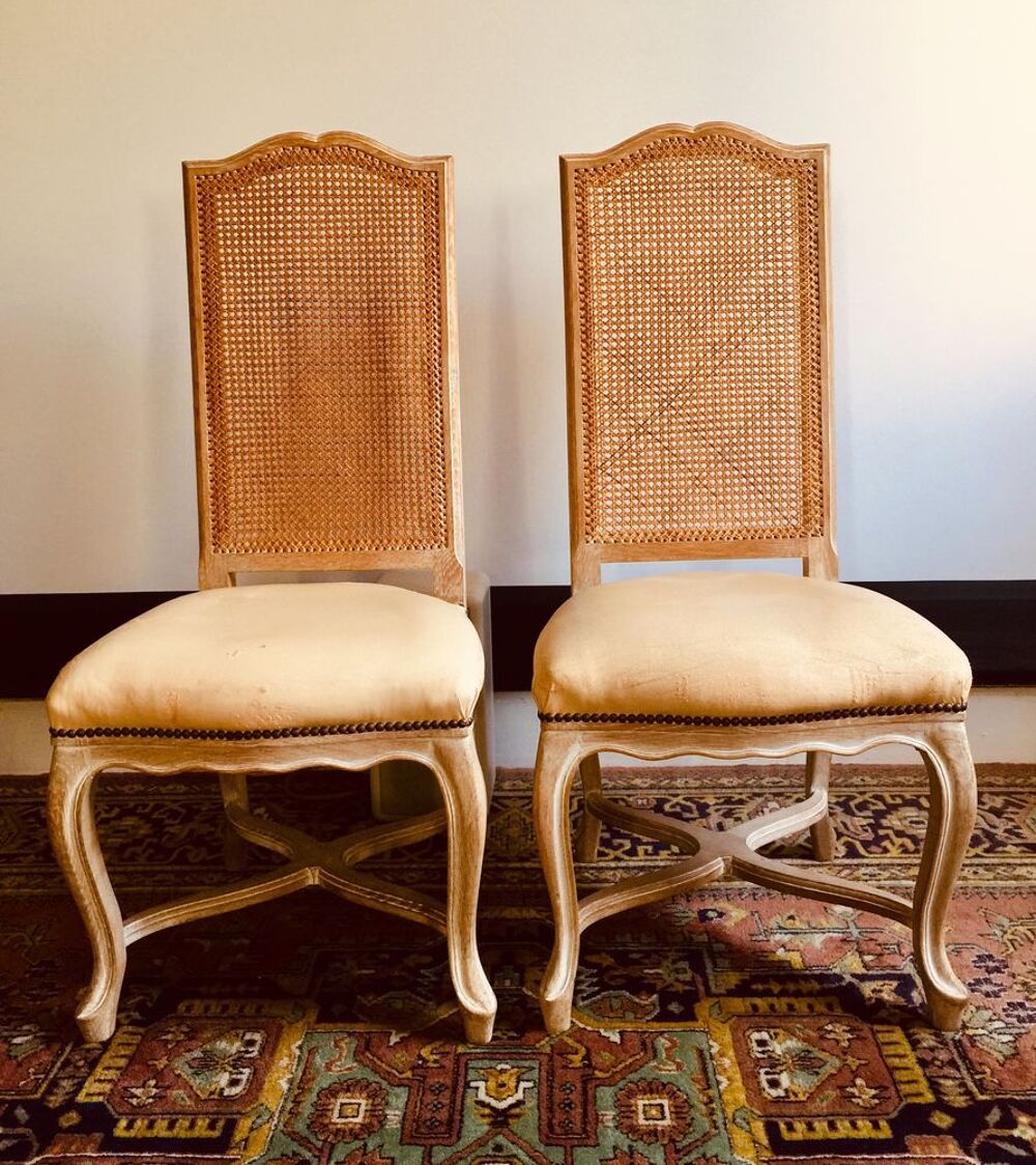  2 ou 4 Chaises cann&eacute;es Ch&ecirc;ne c&eacute;rus&eacute; &agrave; entretoise Meubles