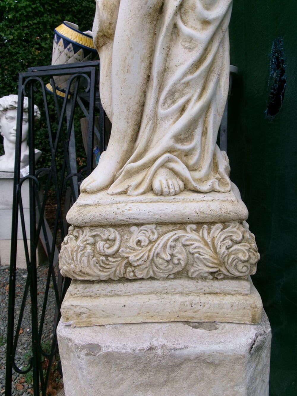 Statue en pierre reconstitu&eacute;e, non g&eacute;live Décoration