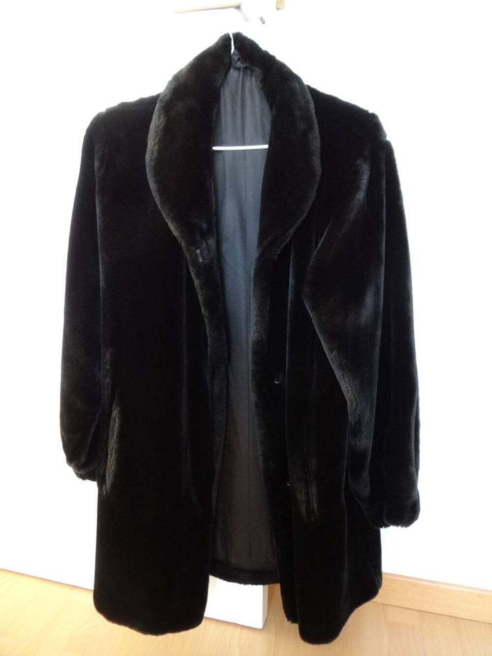 MANTEAU IMITATION FOURRURE Vêtements