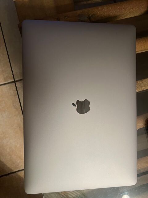 Macbook pro 450 La Seyne-sur-Mer (83)