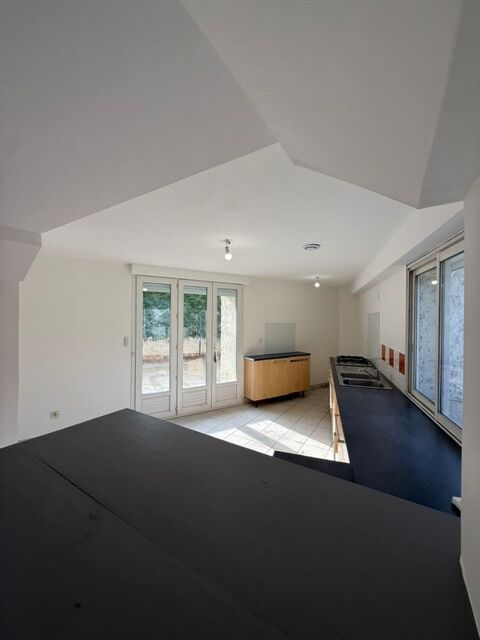   Maison de village 117 m Saint-tienne-sur-Chalaronne Maison - 5 pice(s) - 117 m