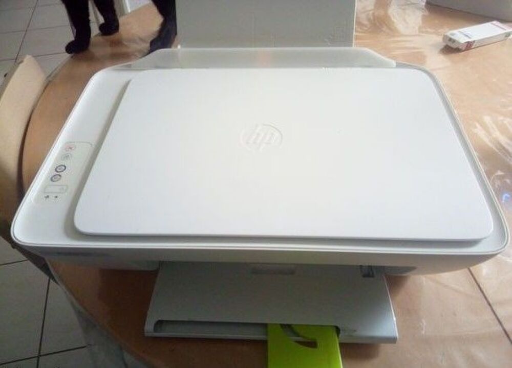 Imprimante hp Deskjet 2136
Matériel informatique