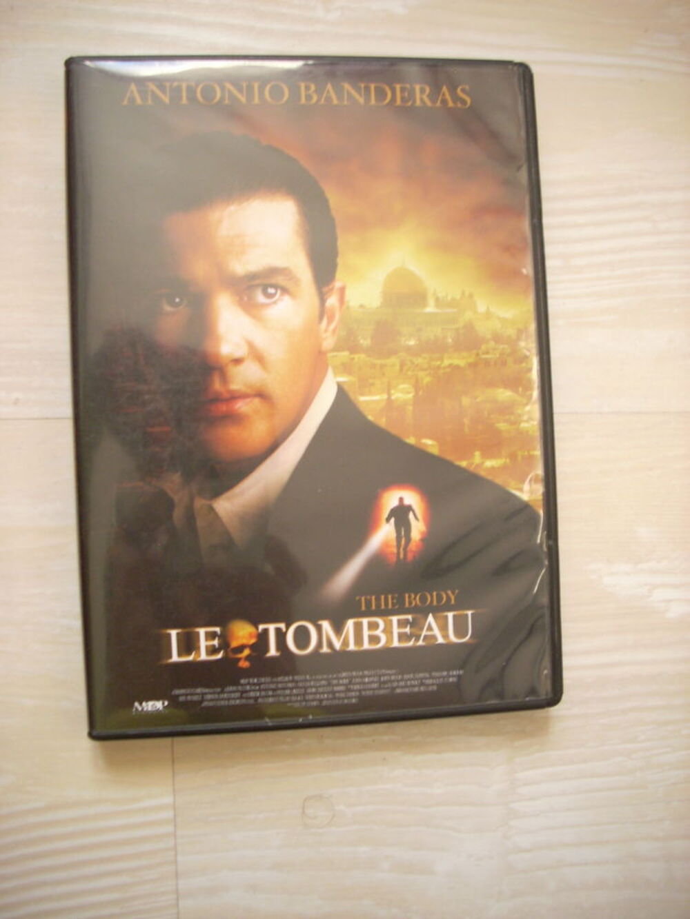 le Tombeau DVD et blu-ray