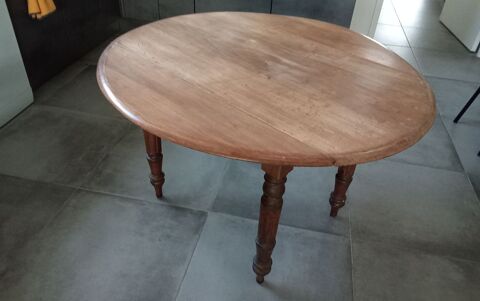 Ancienne table ronde 50 Rochefort (17)