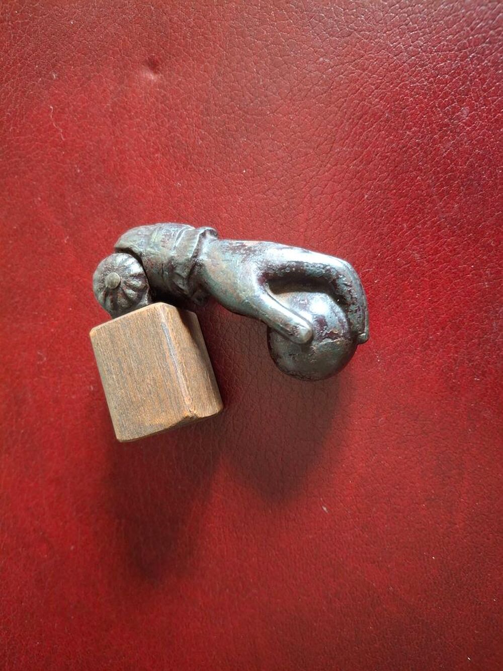 Heurtoir de porte en fonte de fer XIX&egrave; si&egrave;cle ou avant Décoration