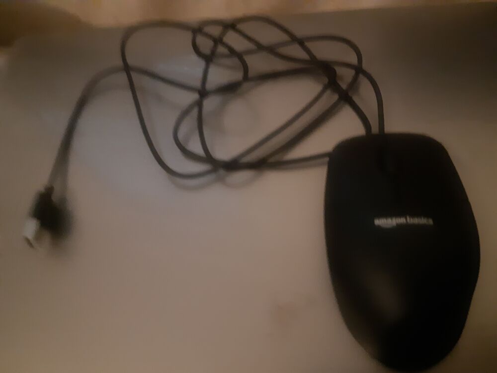 Souris avec fil noir Amazon basics Matériel informatique