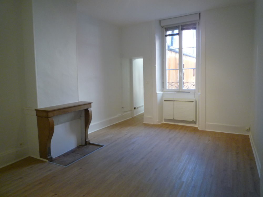 Location Appartement T1 centre ville - proche facultés lettres Besançon