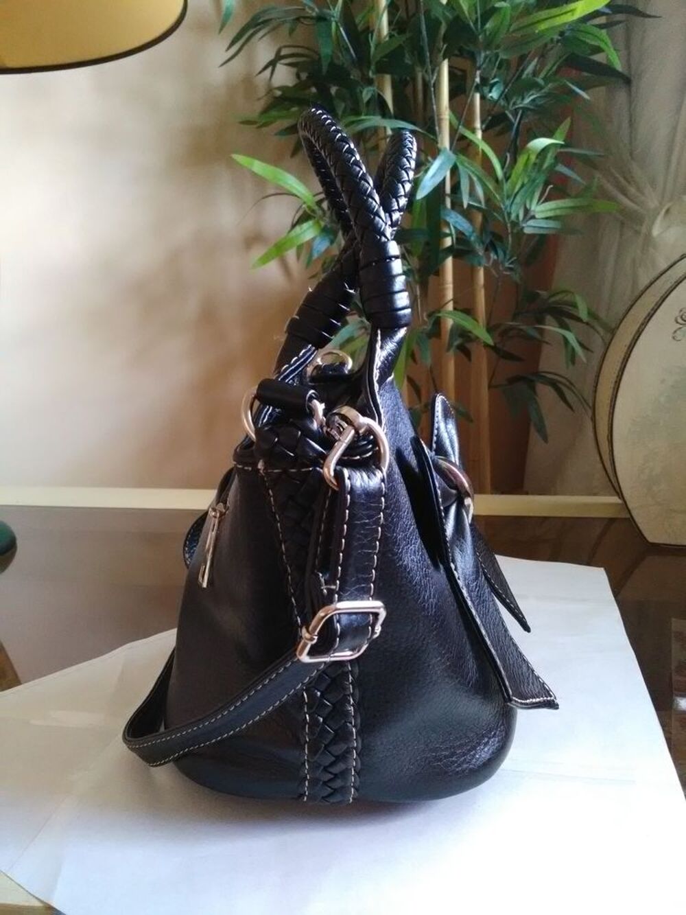 Sac &agrave; main neuf Maroquinerie