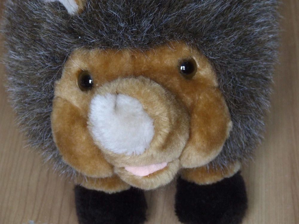 Peluche H&eacute;risson. Norme CE. TBE Jeux / jouets