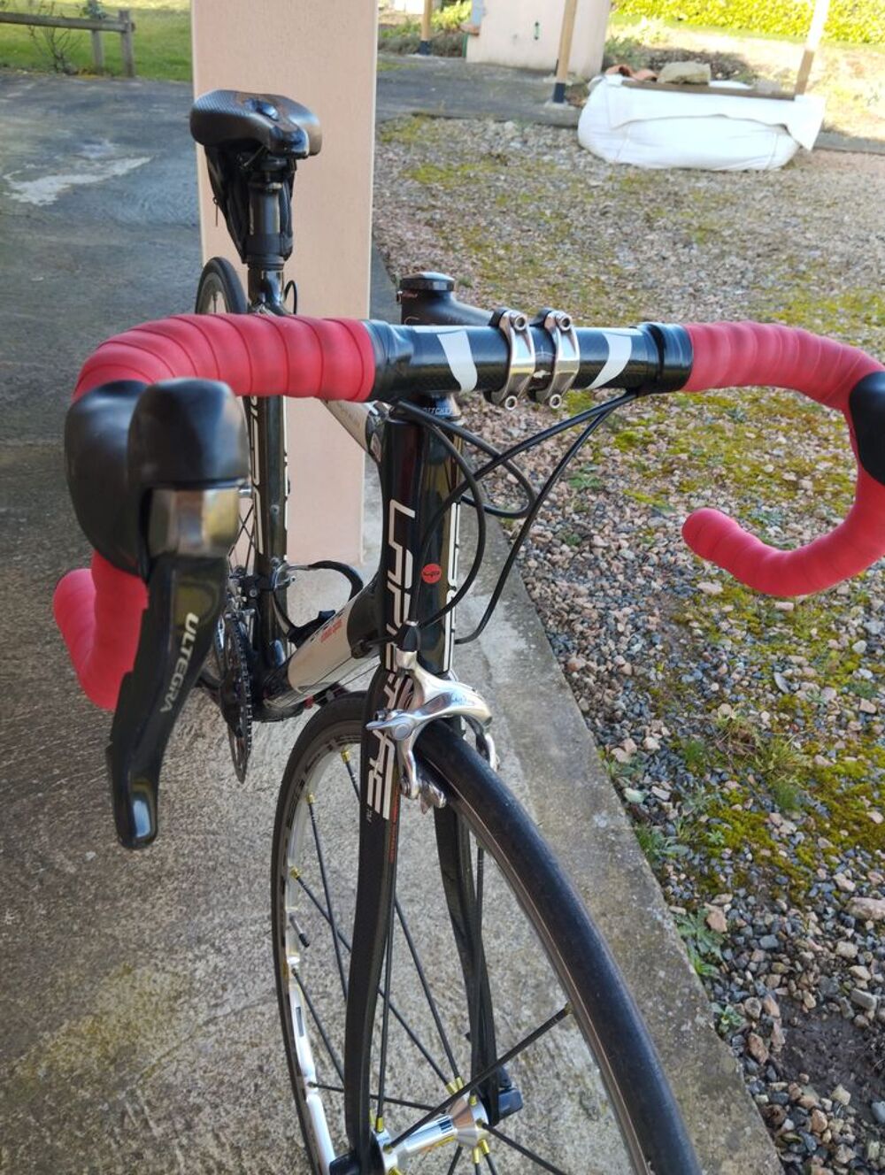 V&eacute;lo course carbone V�los