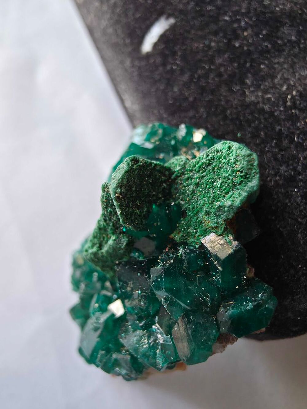 V&eacute;ritable Dioptase Vert Emeraude-Sp&eacute;cimen Rare 