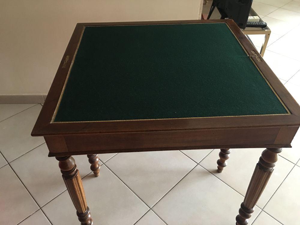 TABLE DE JEUX Meubles