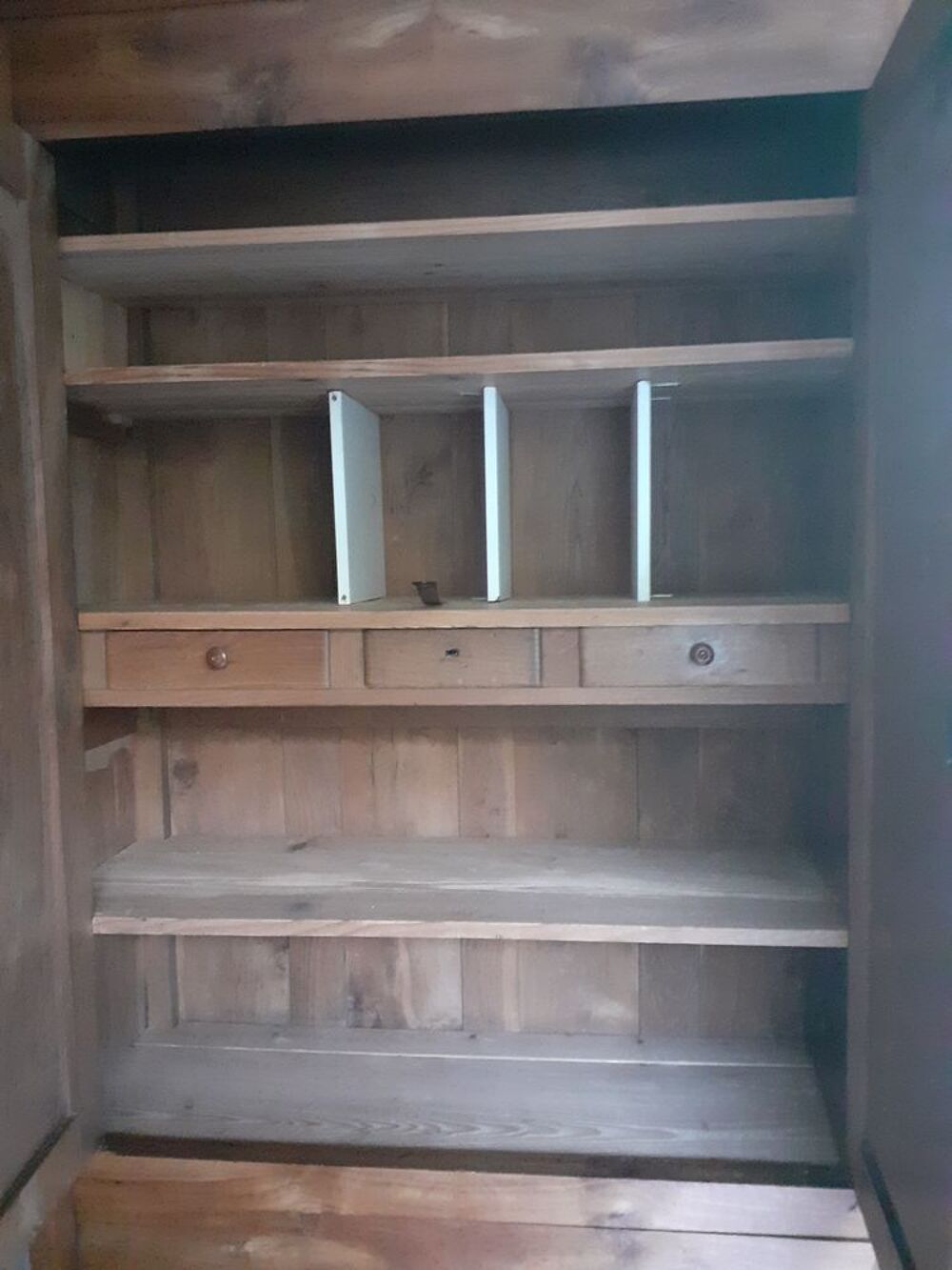 Armoire en merisier Meubles