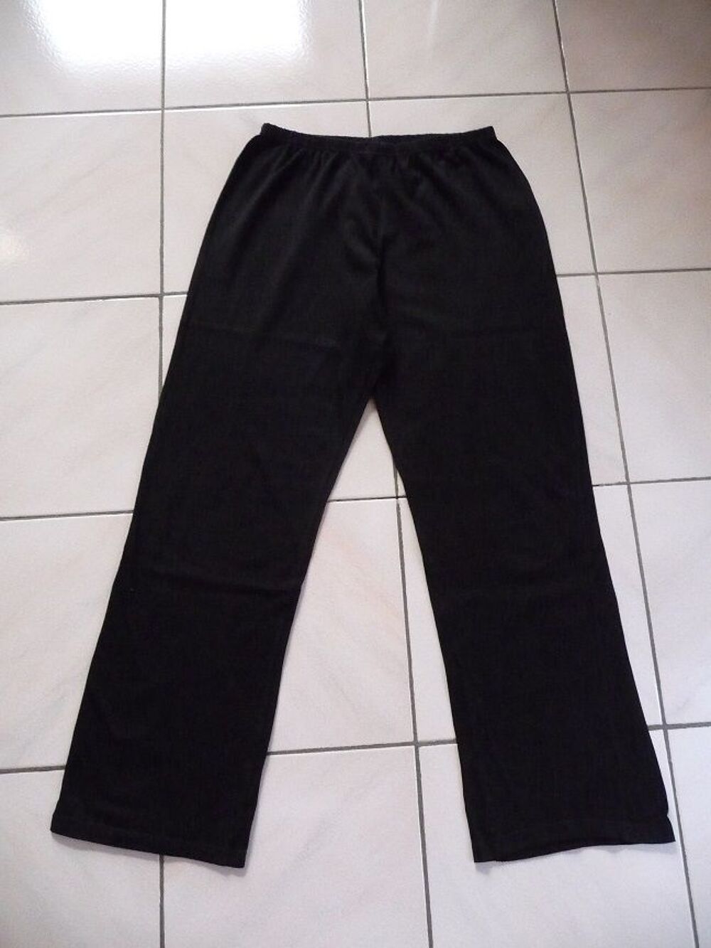 Ensemble Tee-shirt + Pantalon T. 38-40 motif Audrey Hepburn Vêtements