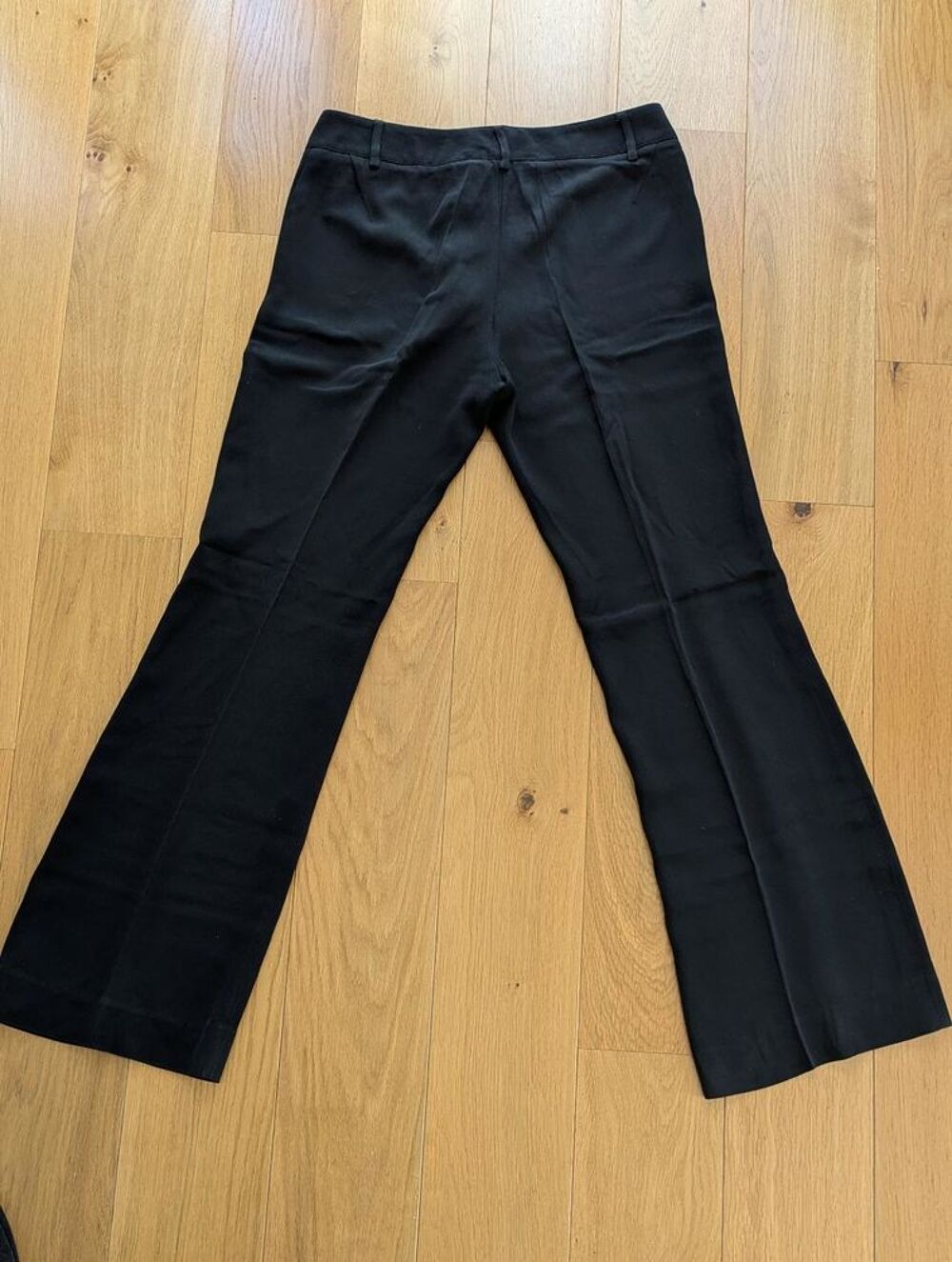 Pantalon noir classique
Tara jarmon Vêtements