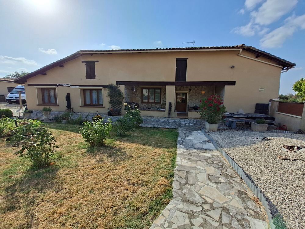 Maison 6 pièces 173 m² · à Sérignac · 173 m² · 170 000 €