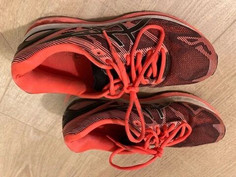 Chaussures ASICS Gel-Nimbus T750N
40.5·Très bon état·Asics 30 Toulouse (31)