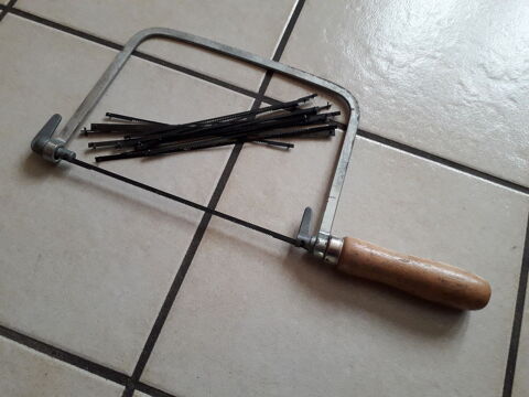 SCIE A CHANTOURNER QASI - NEUF. 5 Fr�vent (62)