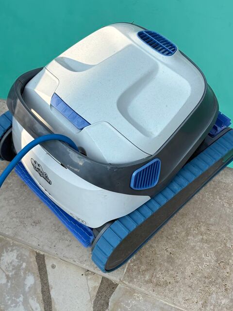 Robot piscine Domplin S 300 (Maytrics) Pineuilh (33)