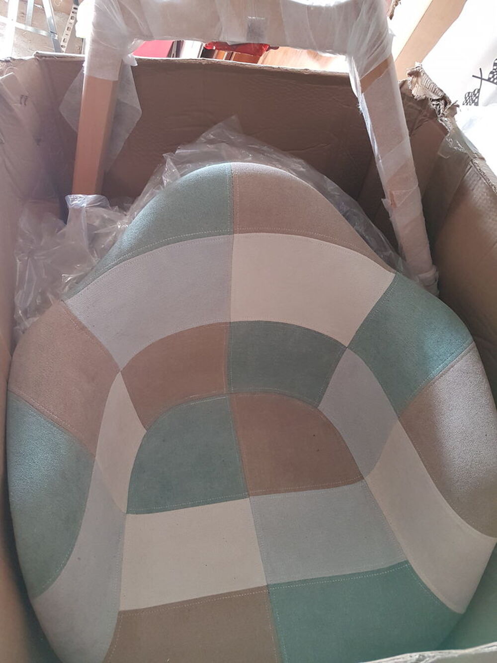 chaises neuve Meubles