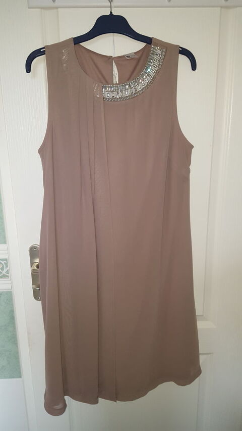 ROBE DE CEREMONIE HELLINE 50 Courbillac (16)