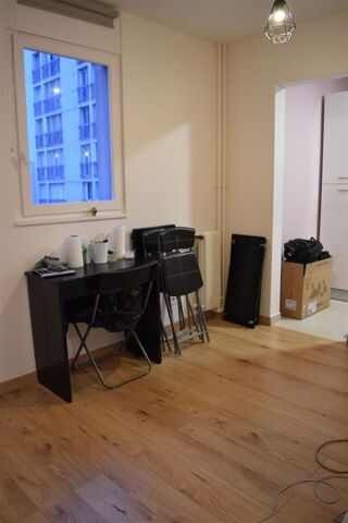  Appartement à louer 3 pièces 38 m²