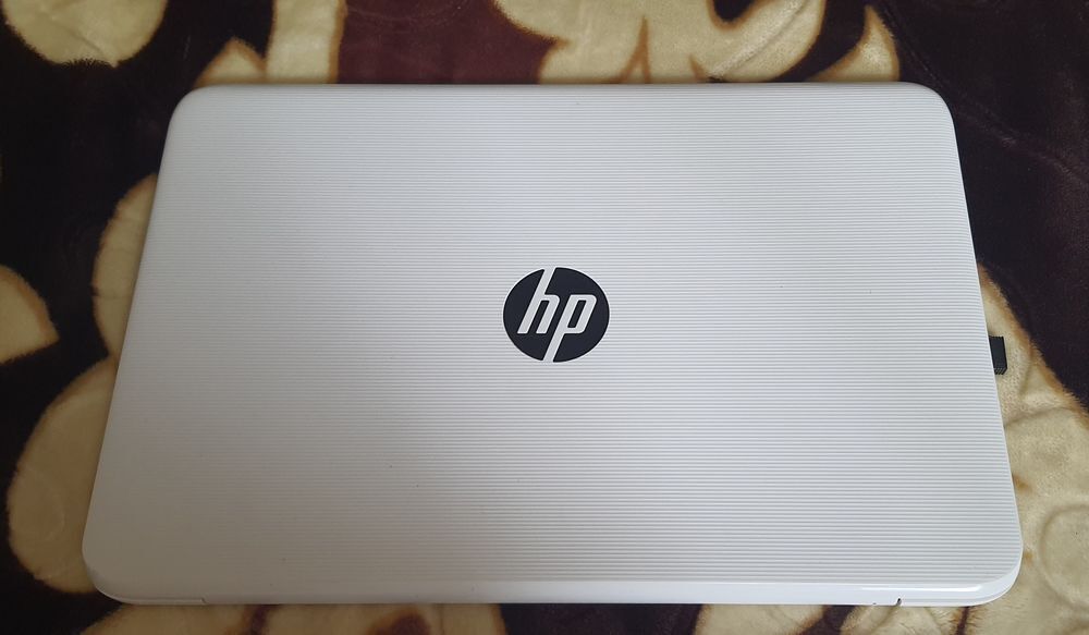 Ordinateur portable HP Stream 14-CB044NF 14" Matériel informatique