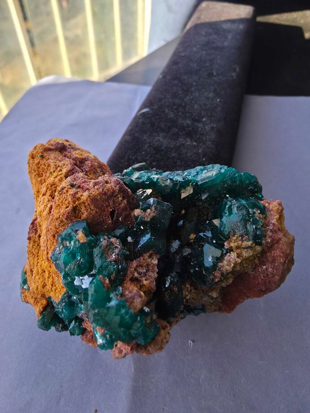 Min&eacute;ral de Collection Dioptase Brute sur Gangue-Katanga RDC 