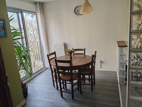 Table ronde en merisier avec 2 allonges int�gr�es 250 Oullins (69)