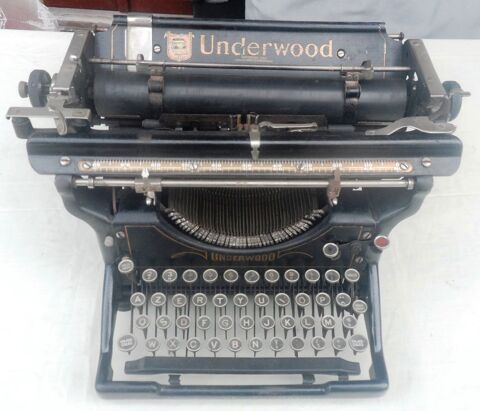 Machine � �crire UNDERWOOD n� de s�rie 778983 - 12 AN40/50 180 Castries (34)
