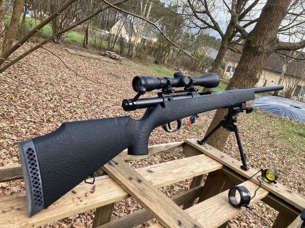 R&eacute;plique de sniper air soft avec culasse et douille amovible Sports