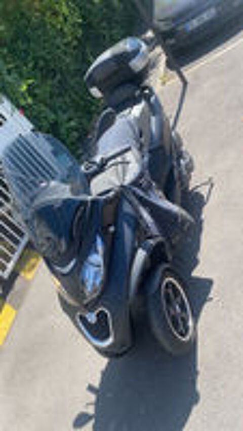 PIAGGIO 2016 occasion 93190 Livry-Gargan