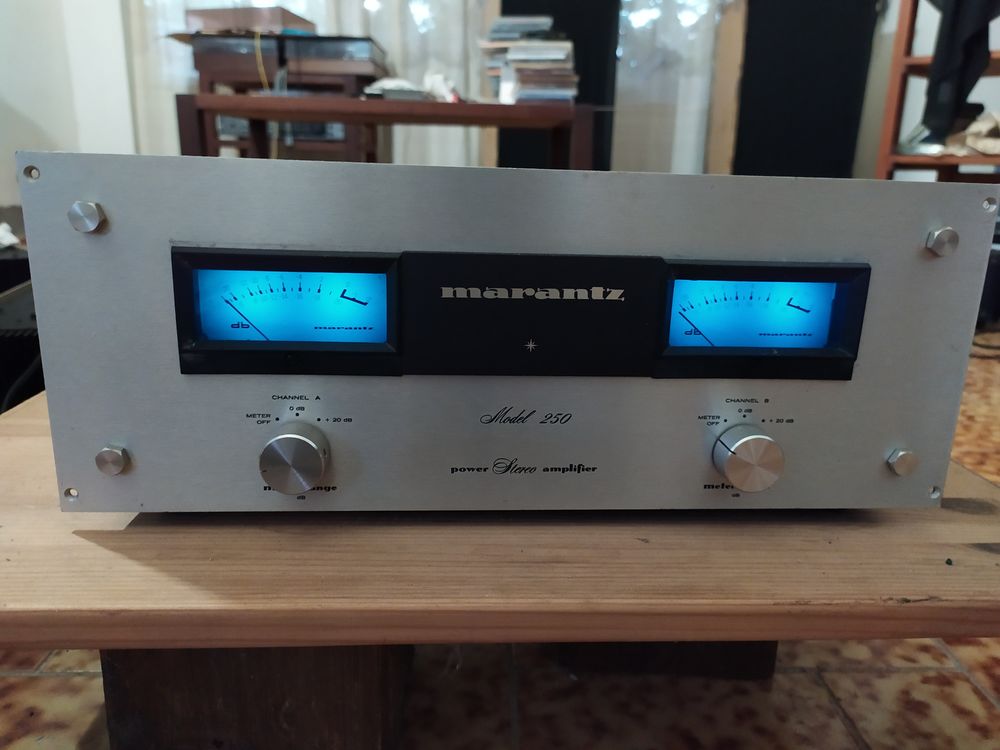 AMPLI MARANTZ MODEL 250 Audio et hifi