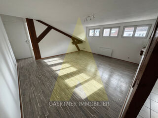  Appartement à louer 2 pièces 37 m²