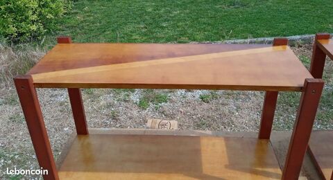 MEUBLE ETAGERE AVEC EN PLUS UNE ETAGERE AVEC DES EQUERRES . 0 �pernay (51)