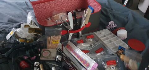 Je suis Audrey Invalide mon set manucure coiffure 120 Dax (40)