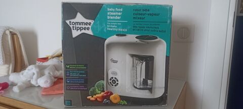 Robot bb cuiseur-vapeur / mixeur 
marque Tommee Tippee 55 Villefranche-sur-Mer (06)
