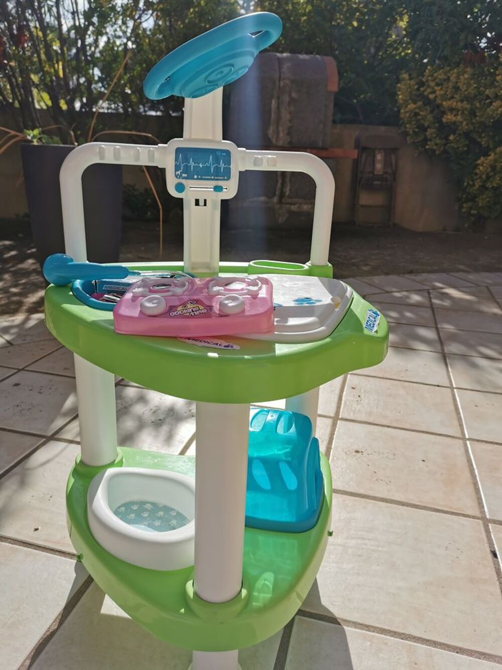 Clinique v&eacute;t&eacute;rinaire SMOBY Jeux / jouets